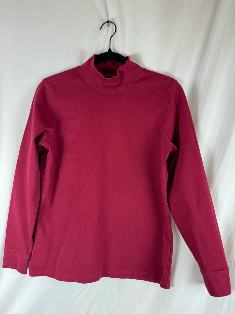 LL Bean 100% Cotton Ladies Long Sleeve Mock Neck Top Burgundy, Size Med D56